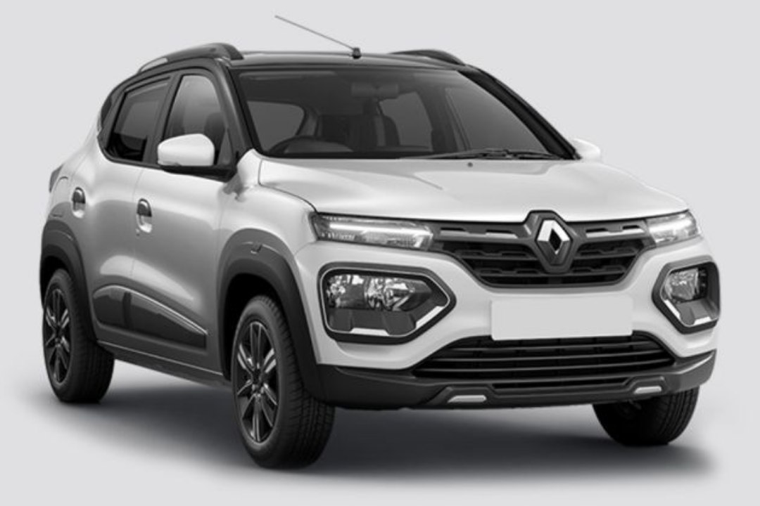 Renault Kwid hatchback front three-quarter view showing November 2025 discount offers banner